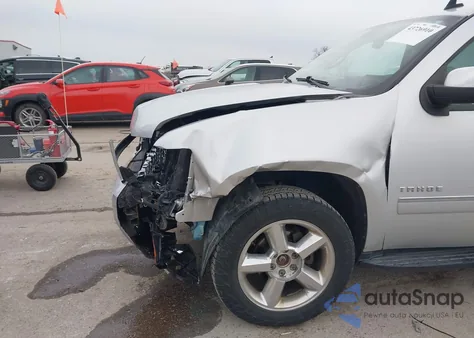 2014 Chevrolet Tahoe Ltz из США, поврежденный, VIN 1GNSKCE08ER172753
